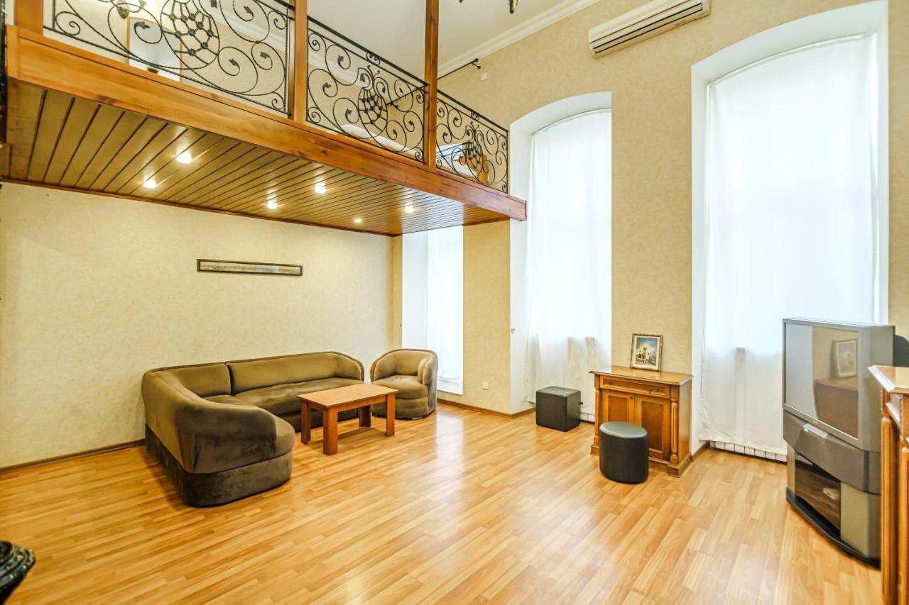 באקו Nizami Street 2 Room Luxe House מראה חיצוני תמונה