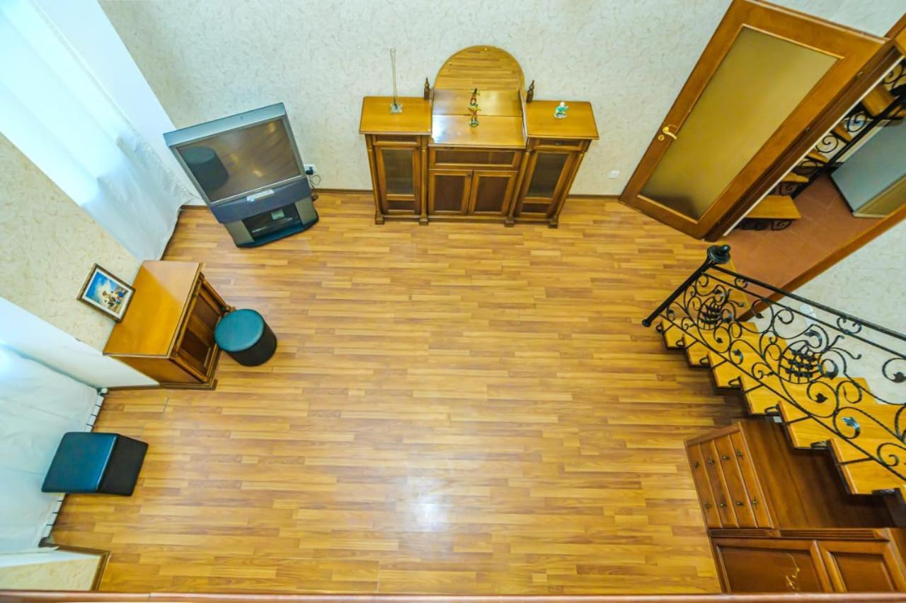 באקו Nizami Street 2 Room Luxe House מראה חיצוני תמונה