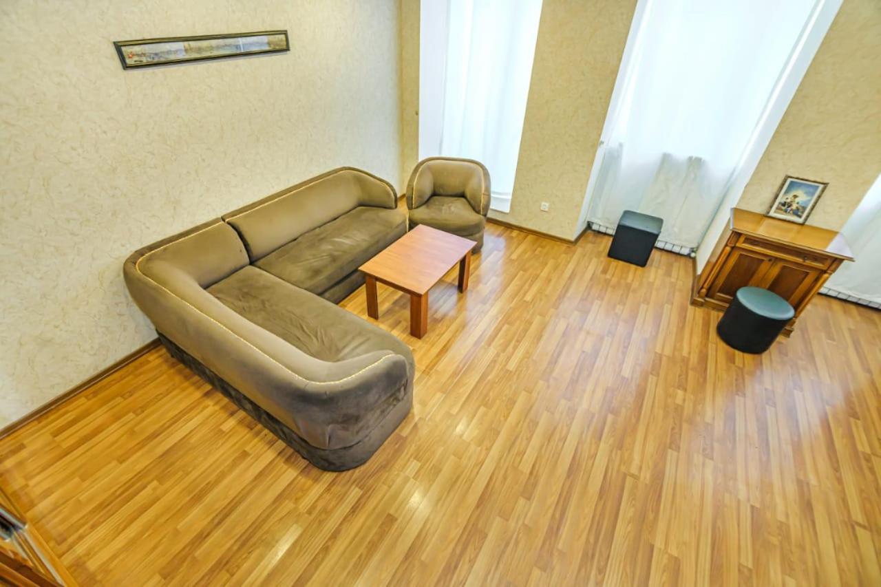 באקו Nizami Street 2 Room Luxe House מראה חיצוני תמונה